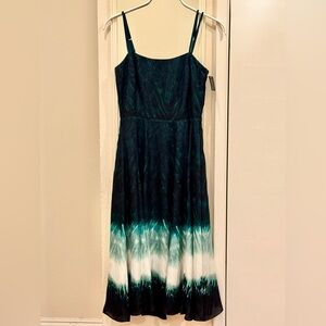 New With Tag WHBM Dip Dye Fit-and-Flair Dress, size 0